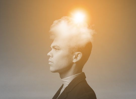 The icon reassembled as a portrait of a man with a sun and cloud resting above his head. An iteration on the artwork completed for Mental Moment.